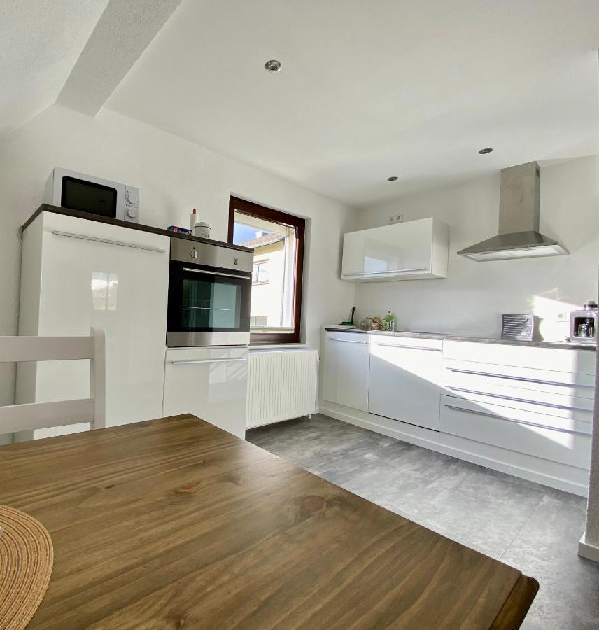 Apartmenthaus Ruhezeit Bad Endbach ภายนอก รูปภาพ