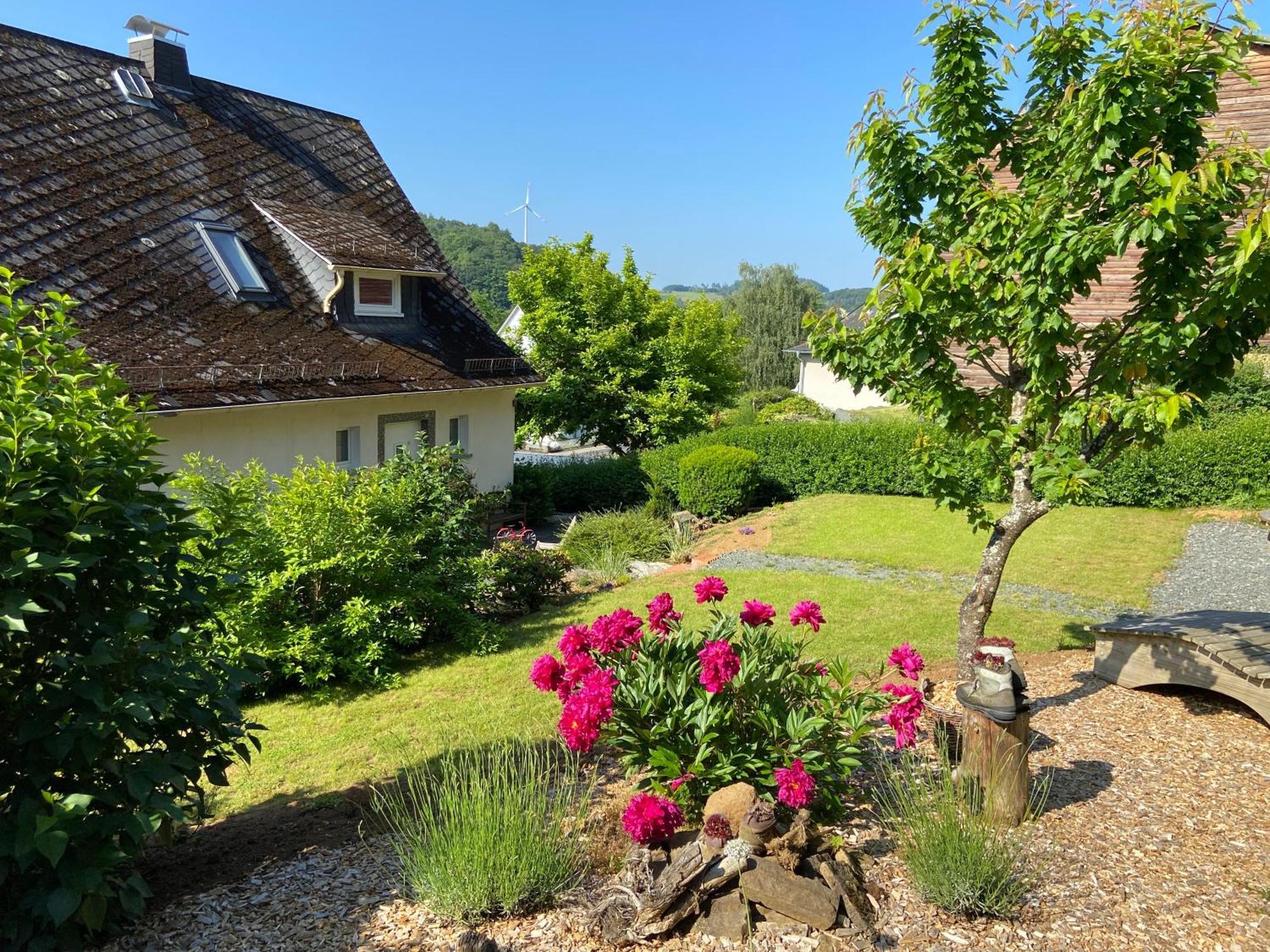 Apartmenthaus Ruhezeit Bad Endbach ภายนอก รูปภาพ
